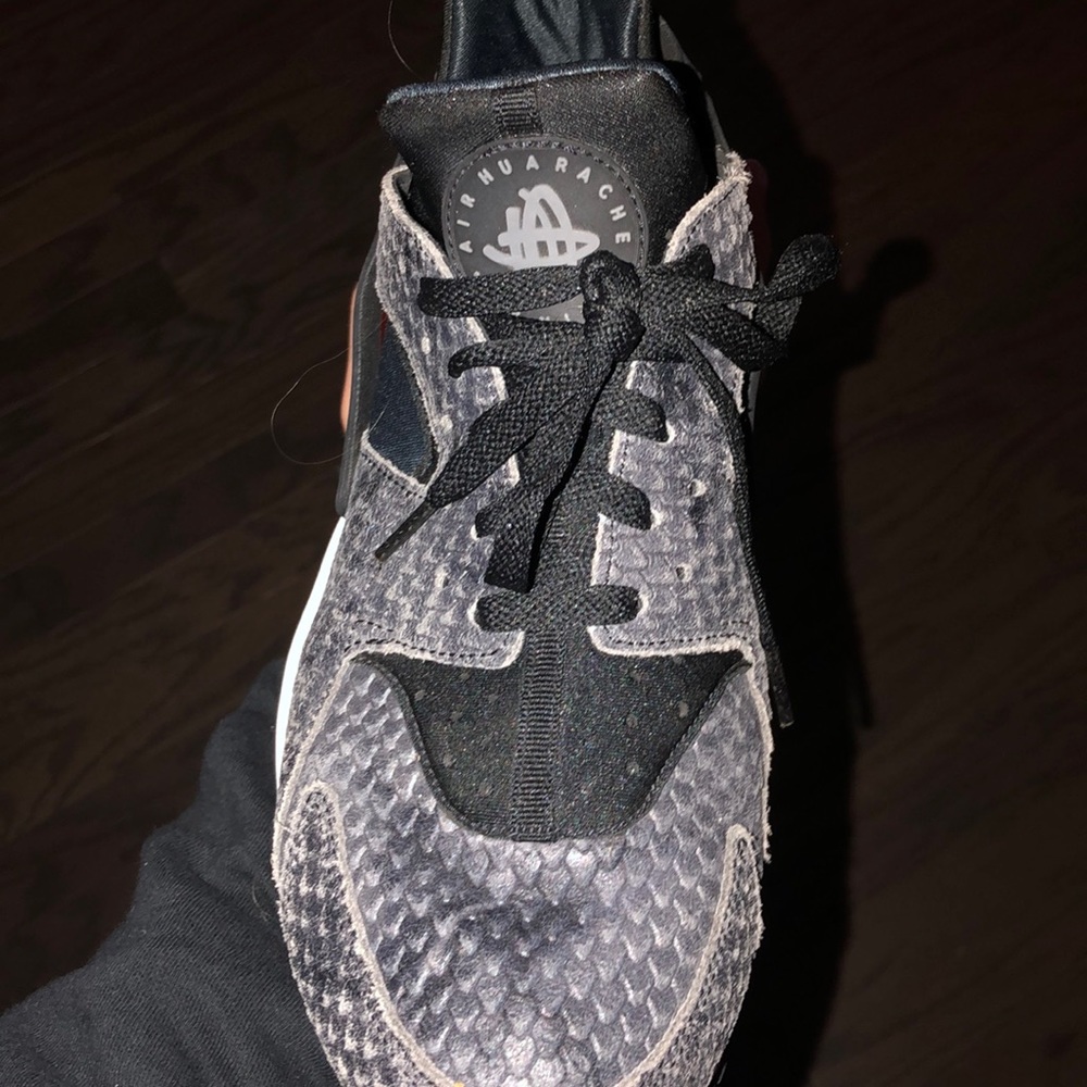 Nike Python Black Huarache - Picture 3 of 3